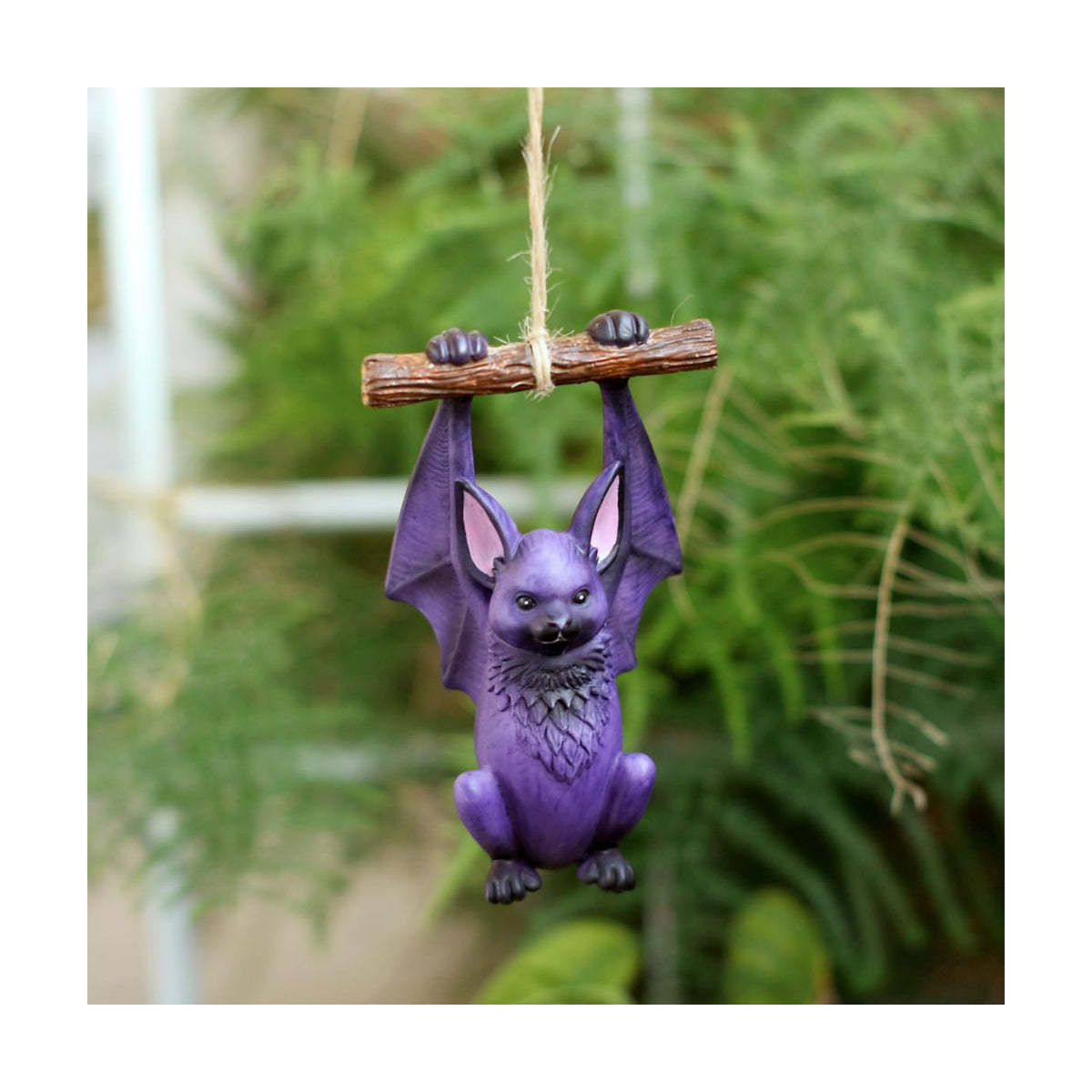 Hanging Bat Garden Statue Outdoor Halloween Decor, 3.94 Inch Cute Bat Figurine Resin Sculpture Funny Tree Ornaments for Patio Lawn Yard